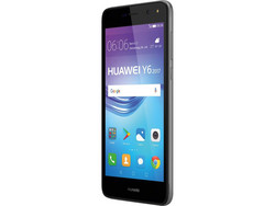 Test: Huawei Y6. Exemplaire de test fourni par Huawei Allemagne.