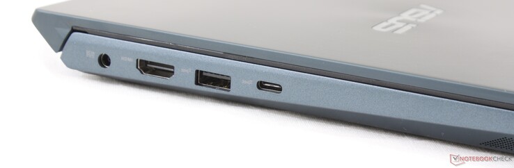Côté gauche : entrée secteur, HDMI, USB 3.1 Gen. 2 Type-A, USB C 3.1 Gen 2.