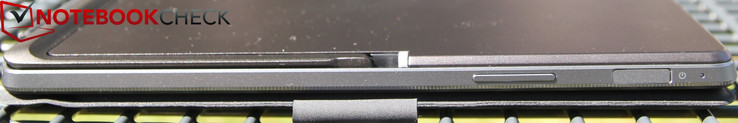 Côté gauche: Touches de volume et bouton d'alimentation avec capteur d'empreintes digitales intégré