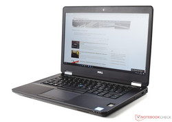 En test : Dell Latitude 14 E5470. Modèle de test aimablement fourni par Notebooksbilliger.de