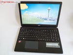 Acer Aspire E1-522: Energy-efficient and quiet with decent input device but glossy, low-quality screen