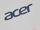 Le logo Acer sur le capot...