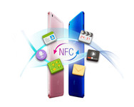 Le NFC est intégré pour des transferts de données.