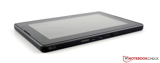 Blackberry Playbook Wi-Fi 16Go: Ecran, et finition très bons. Le BlackBerry App World n'est pas si limité.