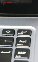 Par rapport à son prédécesseur, le clavier intègre plus de touches.