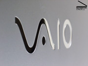 Le chrome du logo Vaio semble être quelque chose de spécial, ...