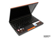 Le nouveau Toshiba NB550D, version orange.