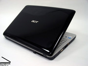 L'Acer Aspire 7720G dispose d'un couvercle brillant et est donc un élégant portable d'entrée de gamme...