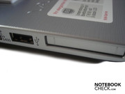 USB 2.0 et un emplacement ExpressCard sur la gauche