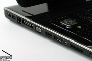 Comme d'habitude pour un portable multimédia le HDX9320EG offre de nombreuses interfaces.