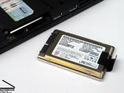 La première classe de performance est assuré par le SSD interne de 64 Go de Samsung.
