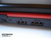 Firewire, USB 2.0 et eSATA/USB 2.0 sur la droite