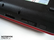 Un lecteur de cartes 5-en-1 (MMC, SD, MS, MS Pro, XD), Wifi/Bluetooth et récepteur infrarouge