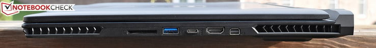 Droite : lecteur de cartes SD, USB 3.0, USB 3.1 Type-C 1ère Gén., HDMI, mini DisplayPort