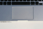 Le trackpad est plus court que sur les autres MacBooks.