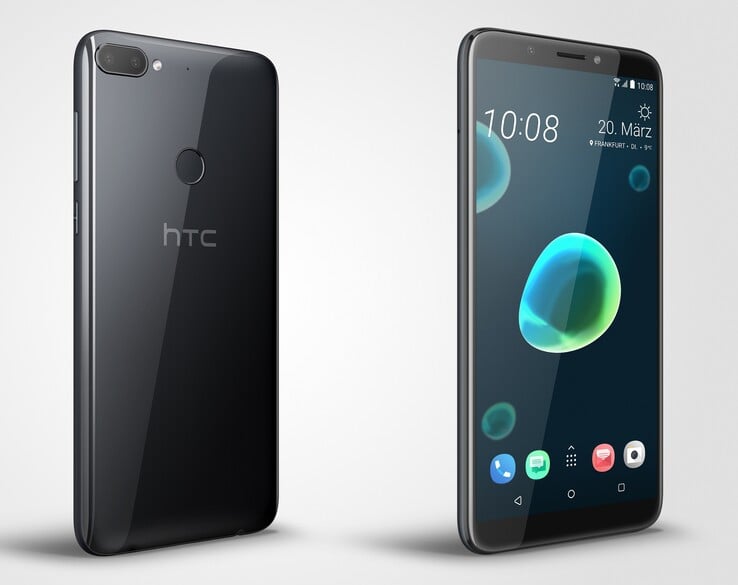 La partie arrière du HTC Desire 12 Plus est un aimant à traces de doigt.