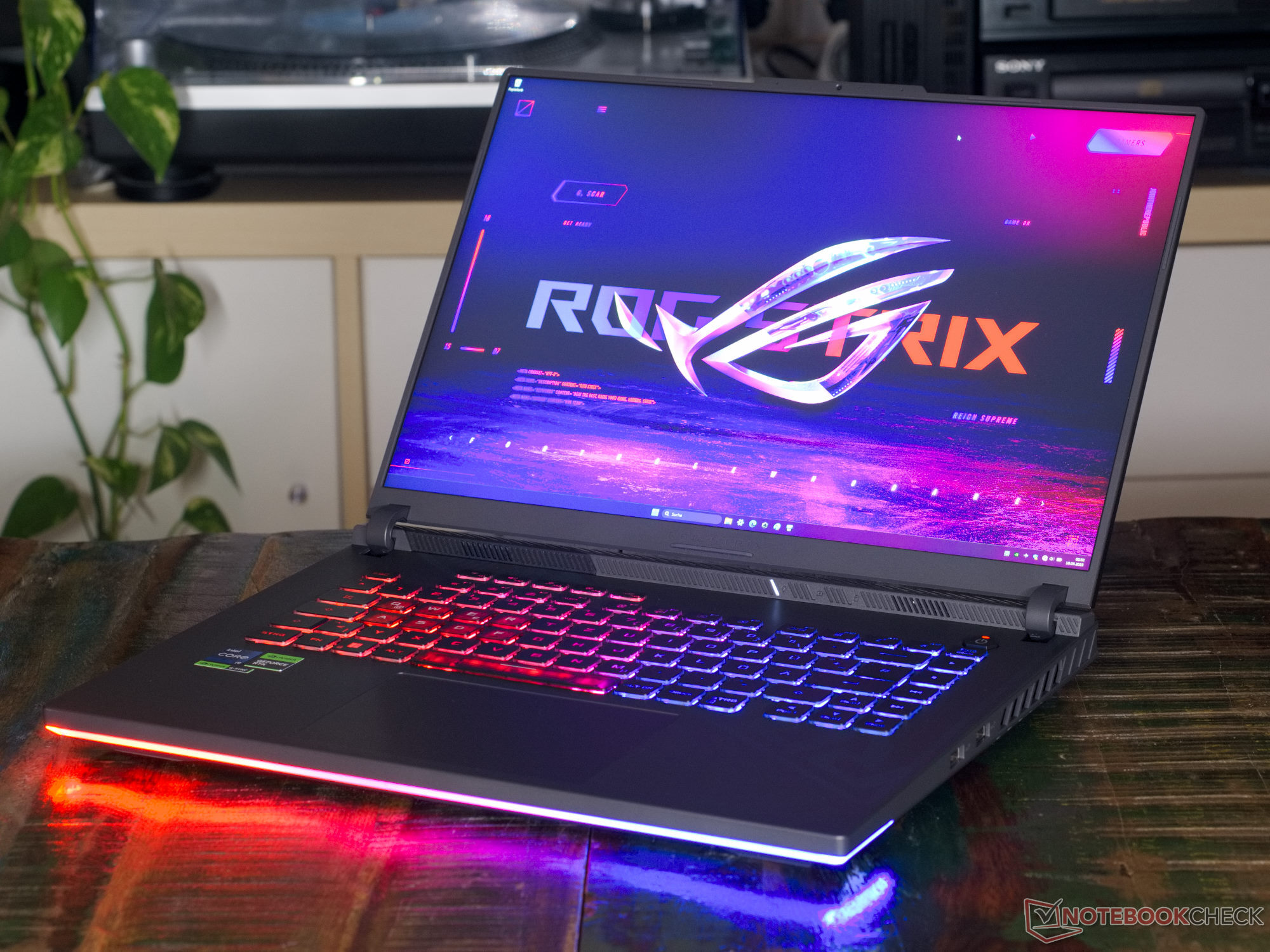 Test de l'Asus ROG Strix G16 G614JZ : la RTX 4080 à l'honneur ...
