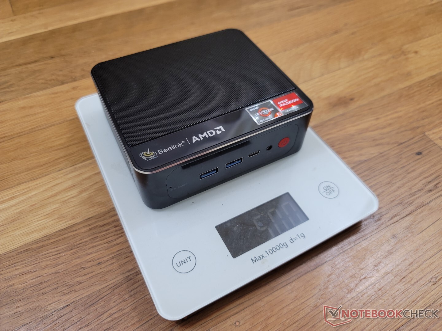 Test du Beelink SER5 Pro 5600H : mini PC avec les vitesses du NUC 11 avec  AMD Ryzen - Notebookcheck.fr