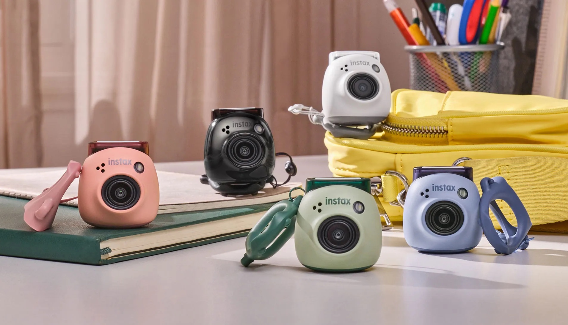 Fujifilm Instax Mini Film 50 Shot Pack : meilleur prix et actualités - Les  Numériques