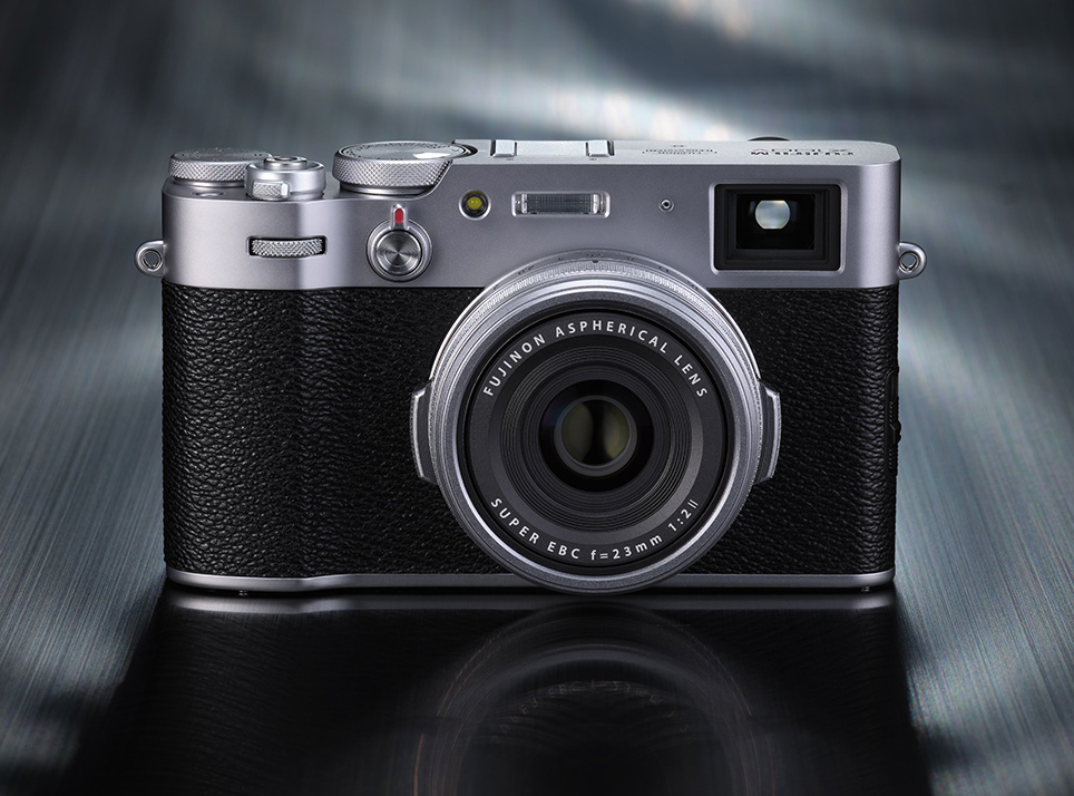 Fujifilm lance l'appareil photo moyen format phare GFX100-II avec un  capteur amélioré, l'AF, l'IBIS et un prix inférieur de 25 % à celui de l' appareil original -  News