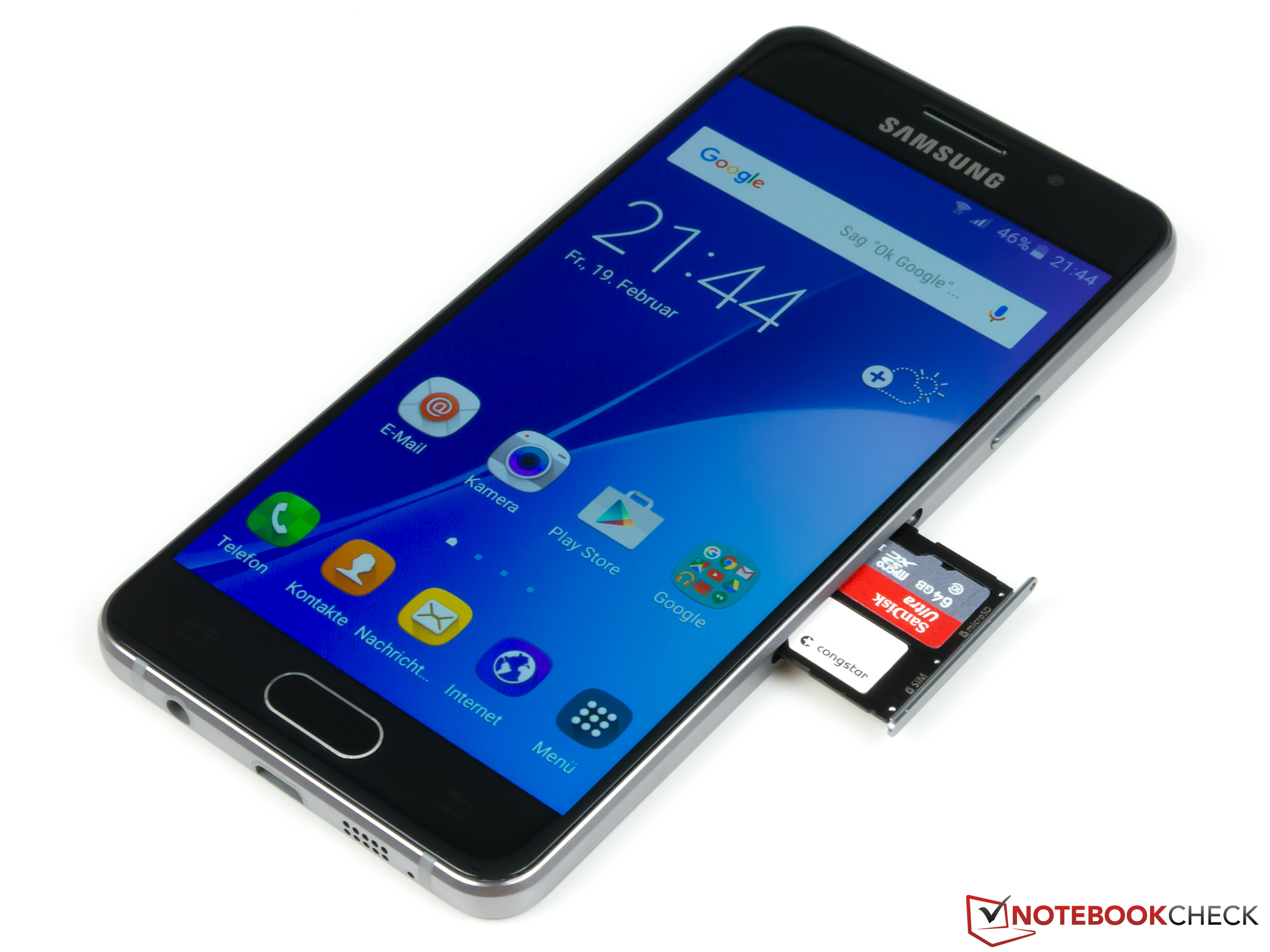 Samsung_Galaxy_A3_front_sdcard