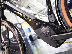 Texte original : La Futura SL 12 LTD est équipée d'un moteur Performance Line SX
