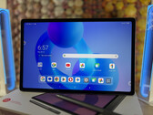 Lenovo propose actuellement l'Idea Tab Plus dans une offre groupée avec un stylet pour 290 dollars (source : Notebookcheck)