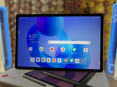 Lenovo propose actuellement l&#039;Idea Tab Plus dans une offre groupée avec un stylet pour 290 dollars (source : Notebookcheck)