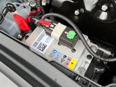 Tesla utilise l'un des grands avantages de la batterie LFP pour remédier aux unités 12V mortes sur la nouvelle Model 3 de 2022