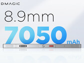 Le RedMagic 10 Pro dispose d'une plus grande batterie sans être plus épais que le 9S Pro (Image source : RedMagic - edited)