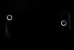 La première console de jeu de MSI ressemble à la ROG Ally d'ASUS. (Source de l'image : MSI)