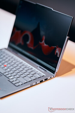 ThinkPad X1 2-en-1 : un stylo magnétique plus grand