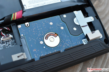 MSI GT63 Titan 8RG-046 - Le disque dur mécanique SATA.