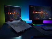 Ordinateur portable de jeu Razer Blade 18 sur un bureau (Image source : Razer PR)