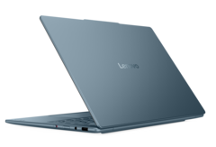 Le Lenovo Yoga Slim 7 14 Gen 10 est désormais équipé d'un APU AMD Krackan Point. (Source de l'image : Lenovo)
