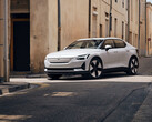 Polestar présente la Polestar 2 comme un véhicule électrique pratique qui privilégie l'expérience de conduite. (Source de l'image : Polestar)