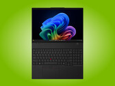 Le nouveau ThinkPad L16 de Lenovo est équipé d'un pavé numérique intégré et de touches fléchées de taille standard.