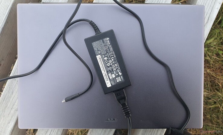 chargeur USB-C 100W de Delta Electronics