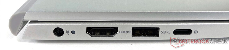 Gauche : Alimentation, HDMI 1.4, USB 3.2 Gen 1 Type-A, USB 3.2 Gen 2 Type-C (DP/PD)