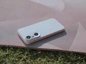 Le OnePlus 13T serait doté de deux caméras arrière superposées verticalement. (Source de l'image : OPPO via WhyLab)