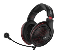 Sennheiser a annoncé un partenariat pluriannuel avec Mercedes-AMG, qui a donné naissance au modèle HD 620S Mercedes-AMG Edition 