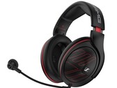 Sennheiser a annoncé un partenariat pluriannuel avec Mercedes-AMG, qui a donné naissance au modèle HD 620S Mercedes-AMG Edition 