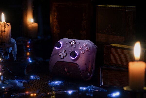 La manette sans fil 8BitDo Ultimate 2 (Honkai : Star Rail - Evernight) est dotée d'anneaux lumineux RVB. (Source de l'image : 8BitDo)