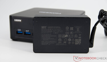 Geekom IT13 Max avec bloc d'alimentation (19 V ; 6,32 A)