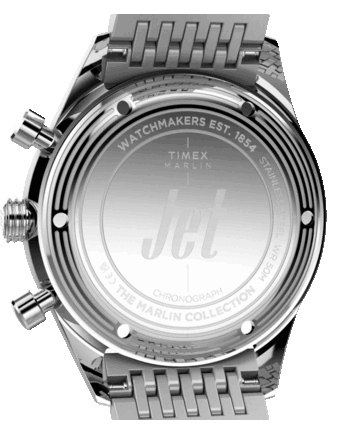Vue arrière de la montre Timex Marlin Jet Chronograph montrant son fond de boîtier en acier inoxydable, ses détails en cercles concentriques, ses inscriptions gravées et le logo Jet.
