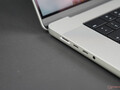 le nouveau système de chargement MagSafe deApple n'est pas sans poser problème sur le MacBook Pro 16. (Image source : NotebookCheck)