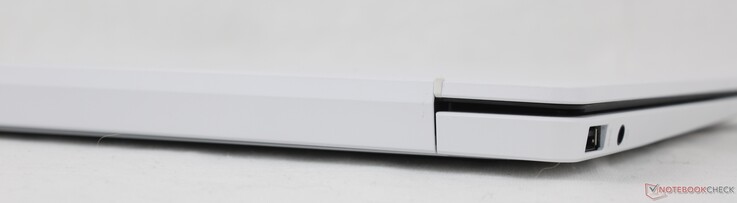 Arrière : Pas de ports