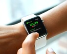 La Apple Watch 11 et la Apple Watch Ultra 3 pourraient proposer la détection de la tension artérielle, et une refonte majeure est attendue à partir de la Apple Watch 12. (Source d'image : Qardio)
