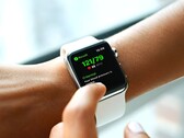 La Apple Watch 11 et la Apple Watch Ultra 3 pourraient proposer la détection de la tension artérielle, et une refonte majeure est attendue à partir de la Apple Watch 12. (Source d'image : Qardio)
