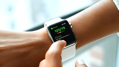 La Apple Watch 11 et la Apple Watch Ultra 3 pourraient proposer la détection de la tension artérielle, et une refonte majeure est attendue à partir de la Apple Watch 12. (Source d'image : Qardio)